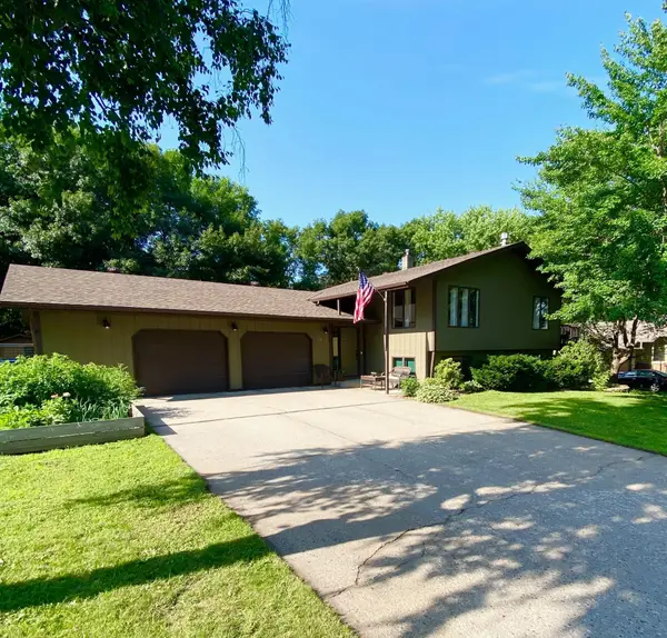 110 11th Street N, Sauk Rapids, MN 56379