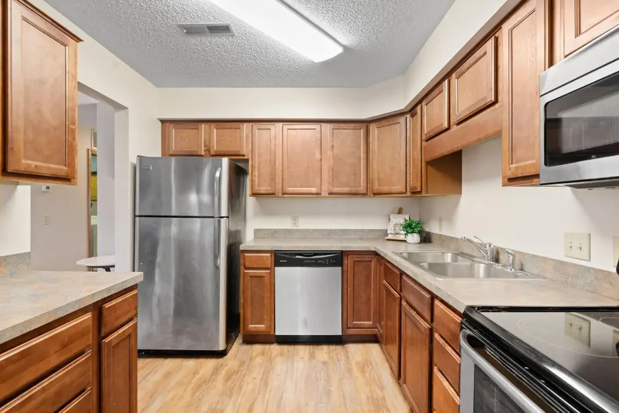 2644 Lake Court Drive #31, Mounds View, MN 55112 - #2