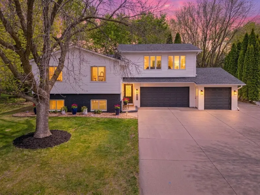 6881 Redwing Lane, Chanhassen, MN 55317 - #3