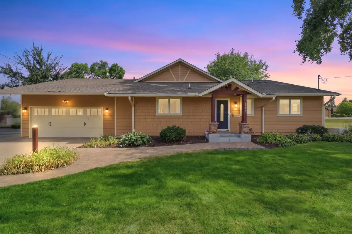 3635 Chelmsford Road Ne, Saint Anthony, MN 55418 - #1