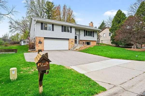 296 Logan Avenue E, West Saint Paul, MN 55118