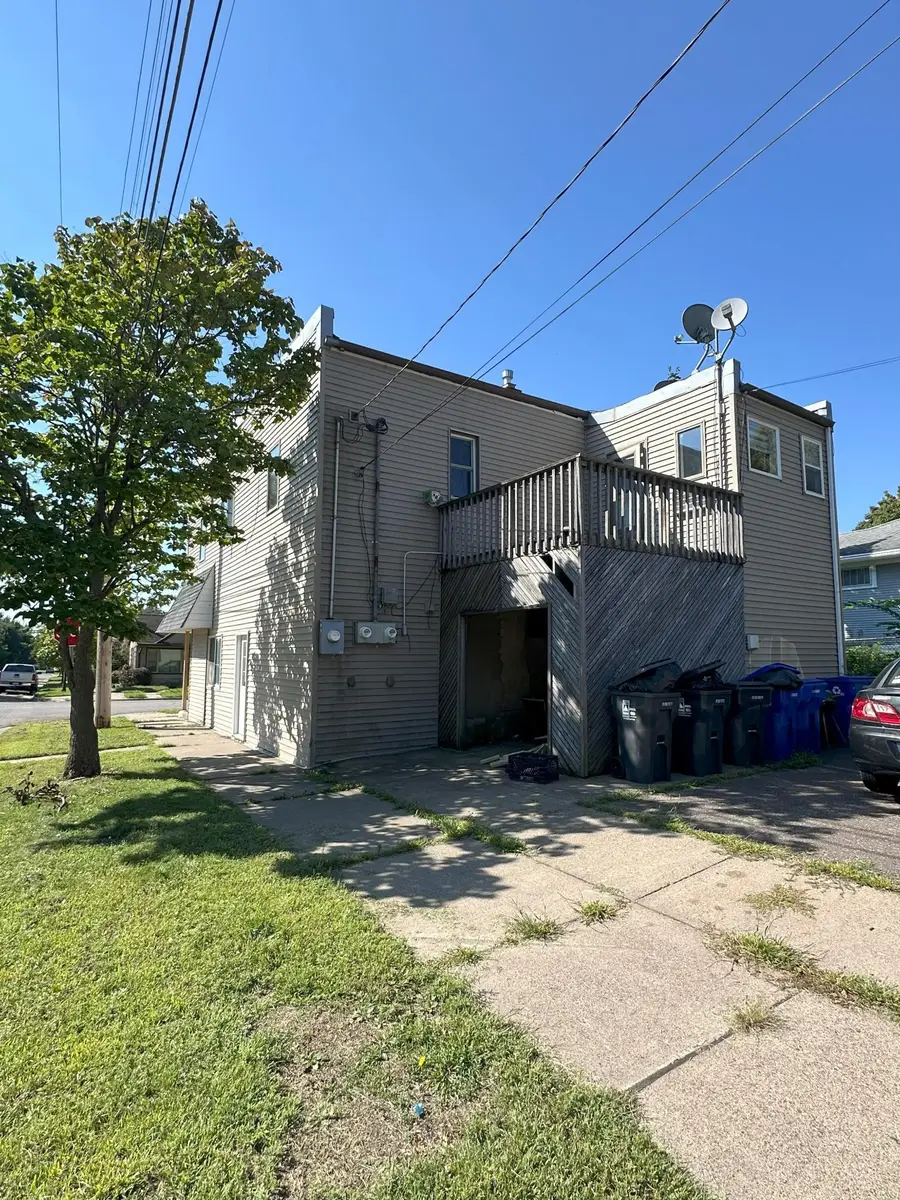 1237 5th Street E, Saint Paul, MN 55106 - #2