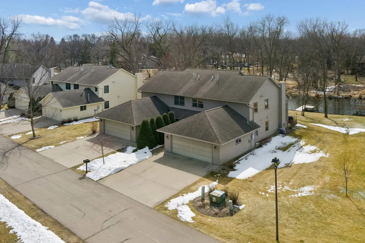 511 W Riverview Drive, Waterville, MN 56096 - #1