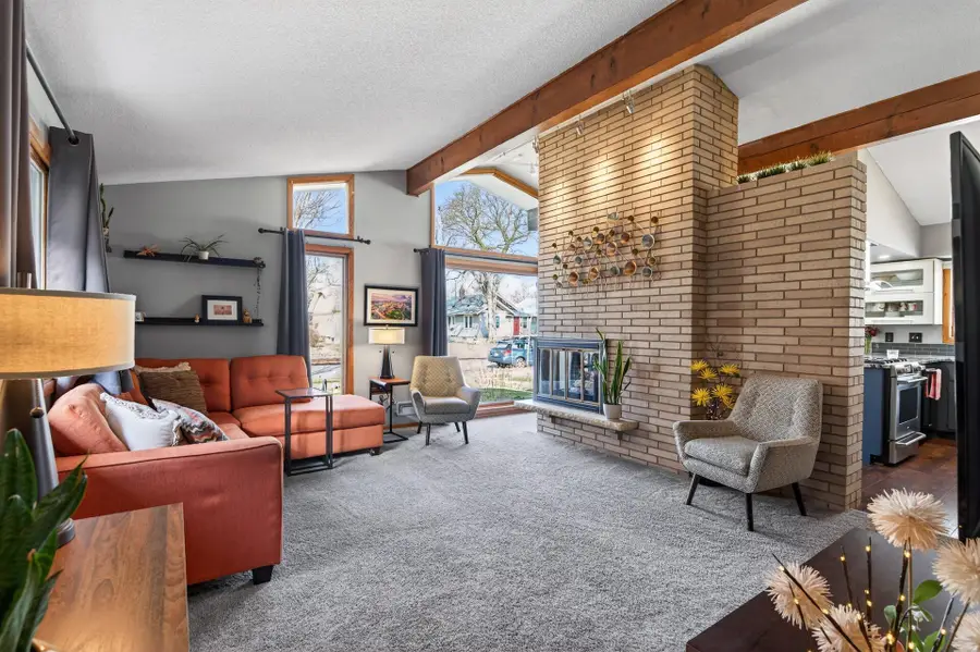 4038 Queen Avenue N, Minneapolis, MN 55412 - #3