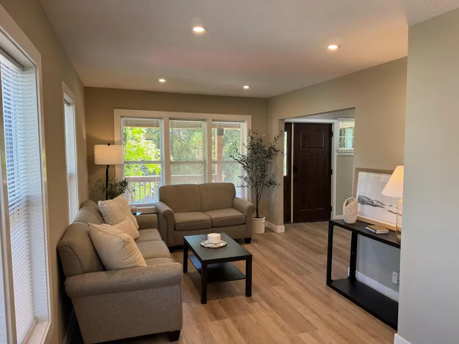 3557 Dupont Avenue N, Minneapolis, MN 55412 - #2