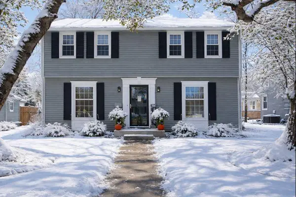 1857 Ford Parkway, Saint Paul, MN 55116