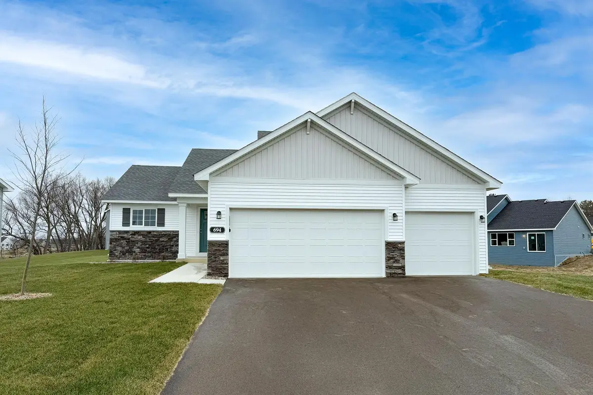 1321 Woods Road Ne, Isanti, MN 55040 - #1
