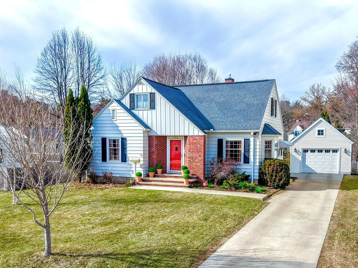 713 11th St Sw, Rochester, MN 55902 - #1