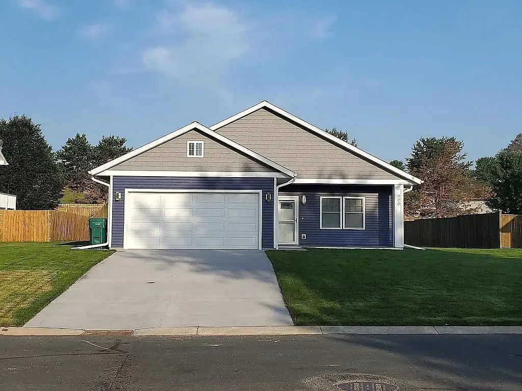 900 8th Avenue Sw, Pine Island, MN 55963 - #1