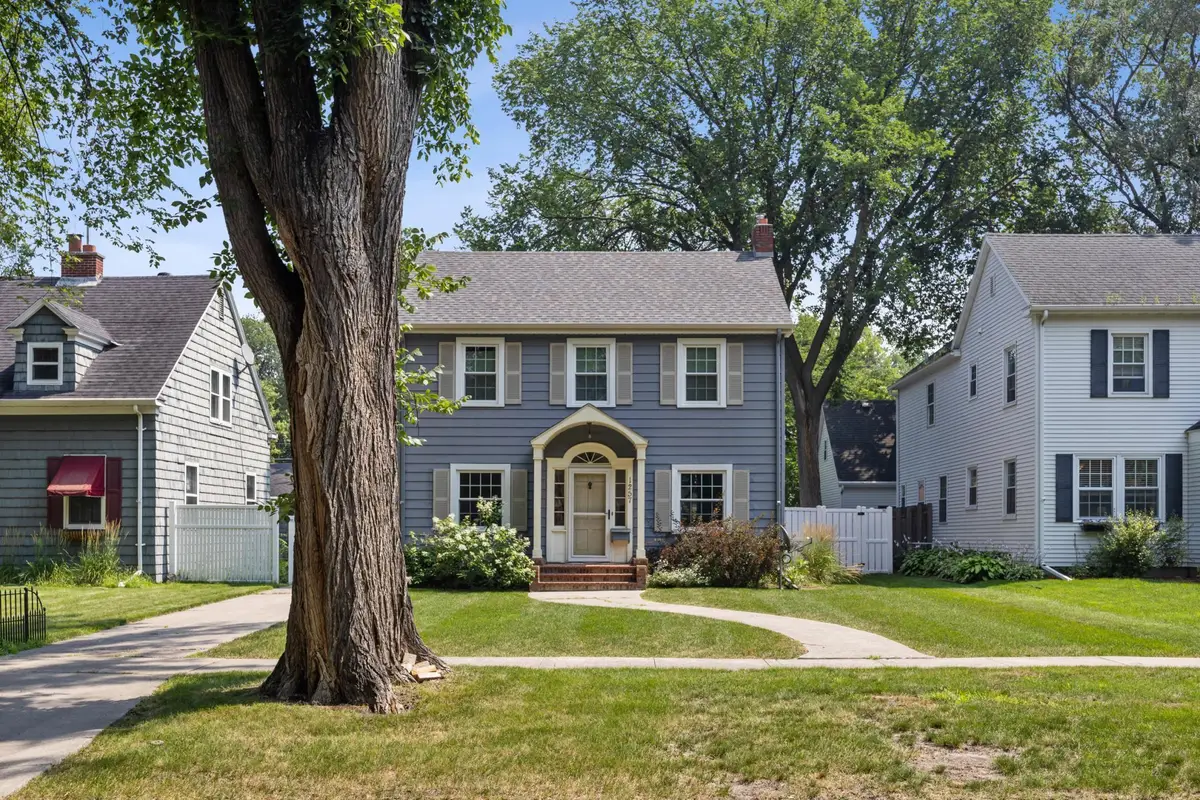 1257 4th Street N, Fargo, ND 58102 - #1