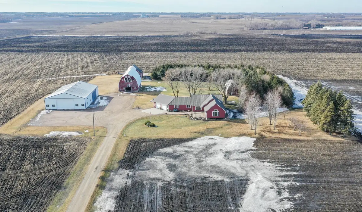 18522 15th Street Sw, Blomkest, MN 56216 - #1