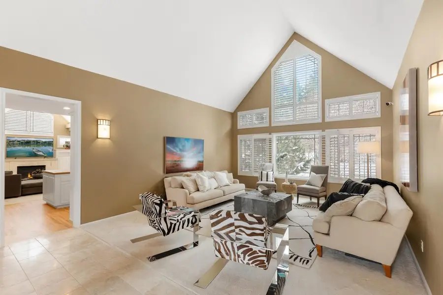 10556 Prairie Lakes Drive, Eden Prairie, MN 55344 - #3