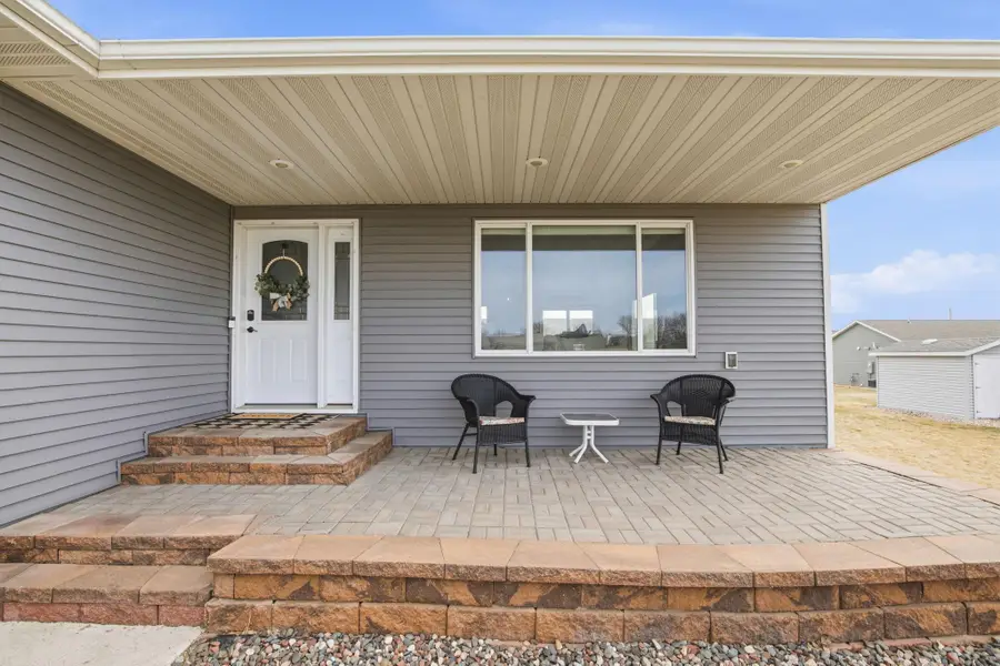 630 Driftwood Avenue, Watkins, MN 55389 - #3