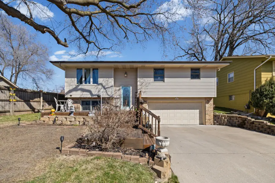 1209 45 1/2 Avenue Ne, Columbia Heights, MN 55421 - #3