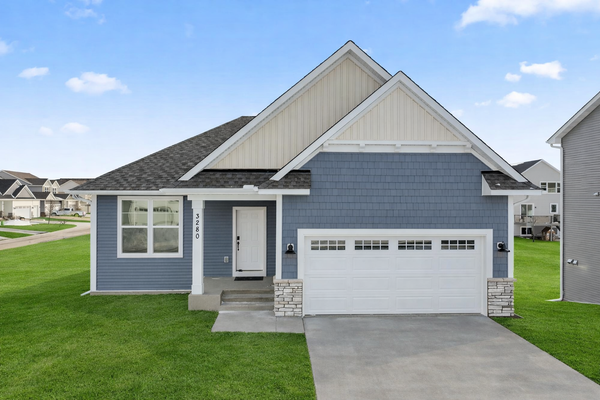 3280 Linden Avenue N, Lake Elmo, MN 55042