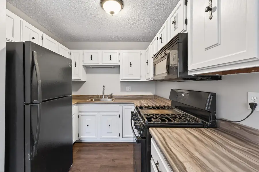 406 Livingston Avenue, Saint Paul, MN 55107 - #3