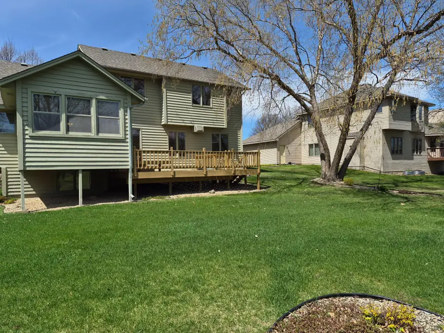 8920 Vickors Crossing, Brooklyn Park, MN 55443 - #2