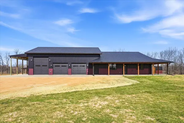 195 Surrey Ridge Trail, Glenwood City, WI 54013