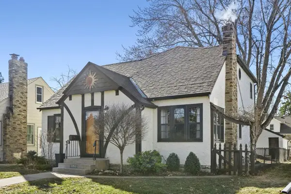 1132 Iowa Avenue W, Saint Paul, MN 55108