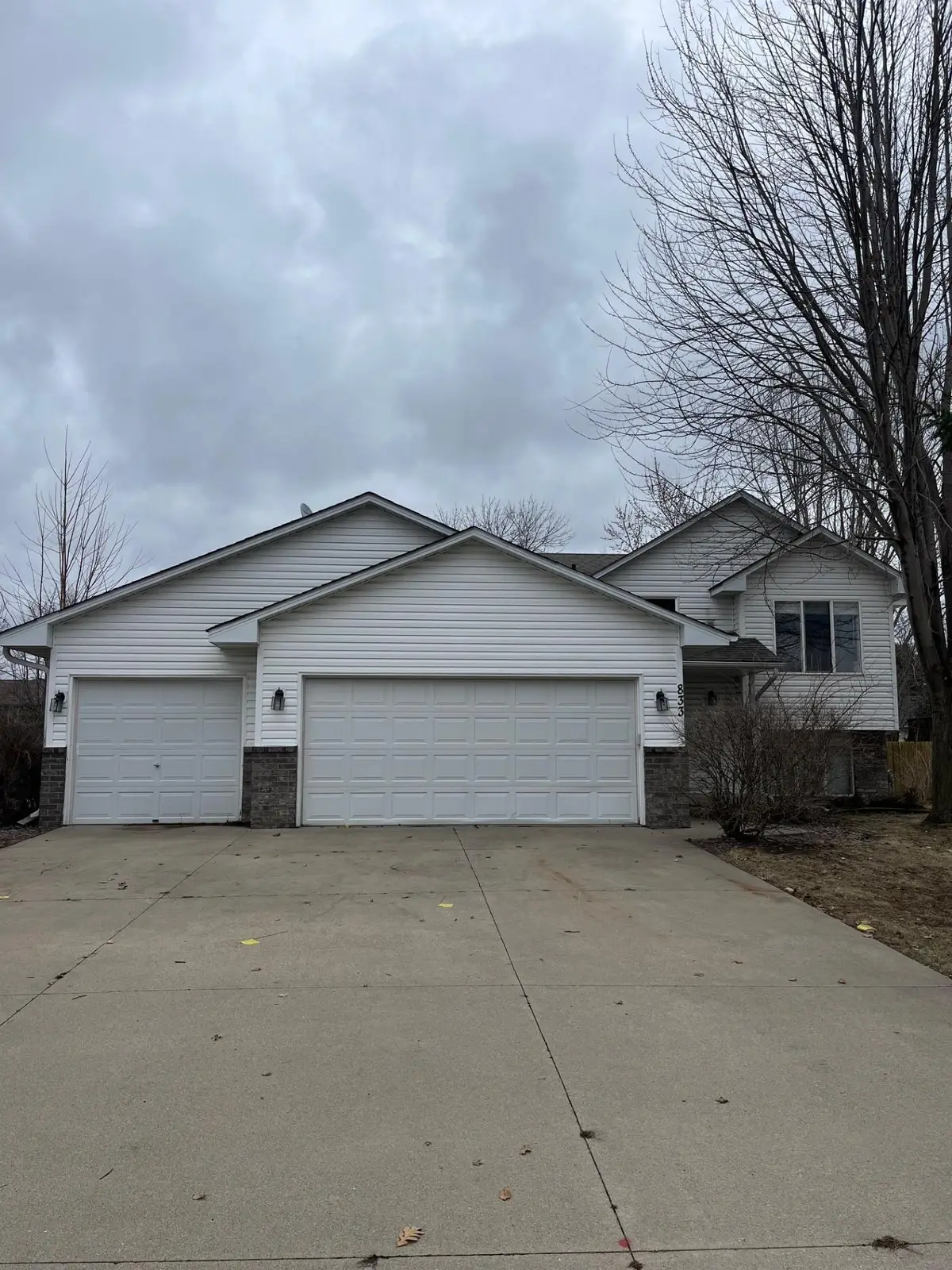 833 S Walnut Street, Belle Plaine, MN 56011 - #1