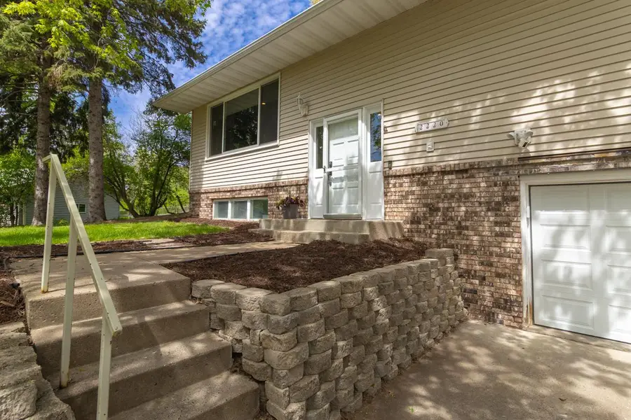 2220 Bossard Drive, Roseville, MN 55113 - #3