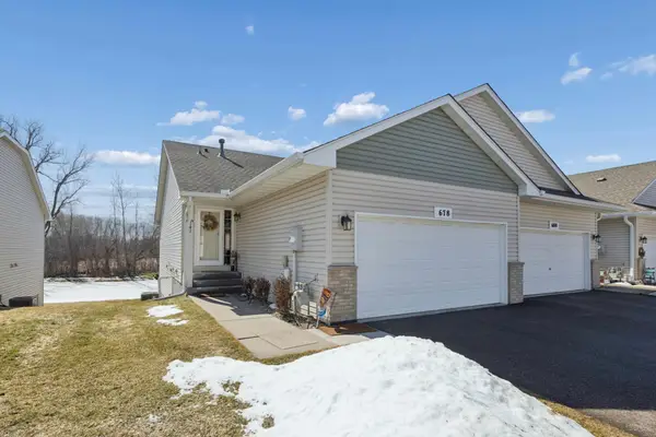 678 86th Lane Nw, Coon Rapids, MN 55433