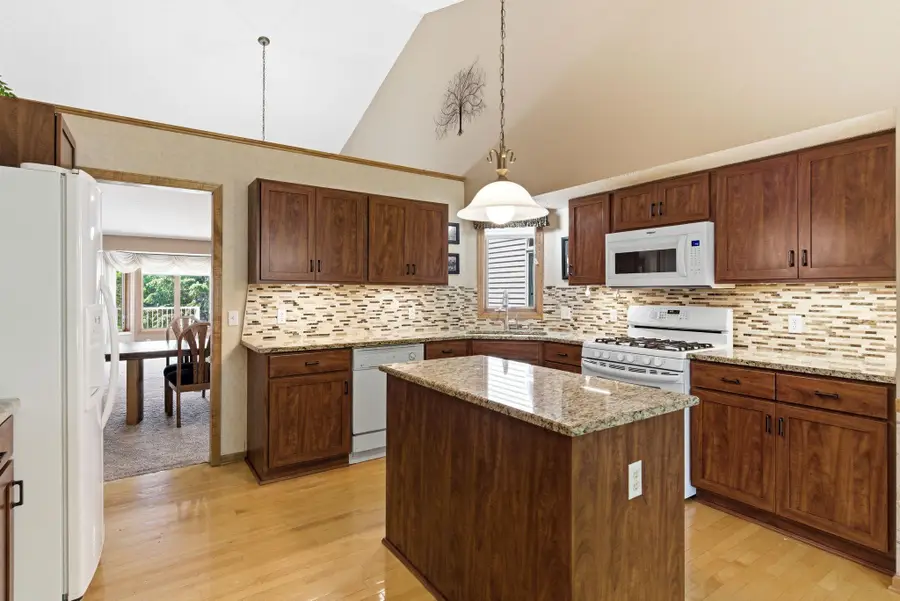 11204 Virginia Road, Minneapolis, MN 55438 - #2
