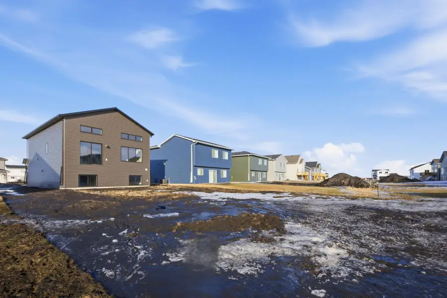 6264 86th Avenue S, Horace, ND 58047 - #3