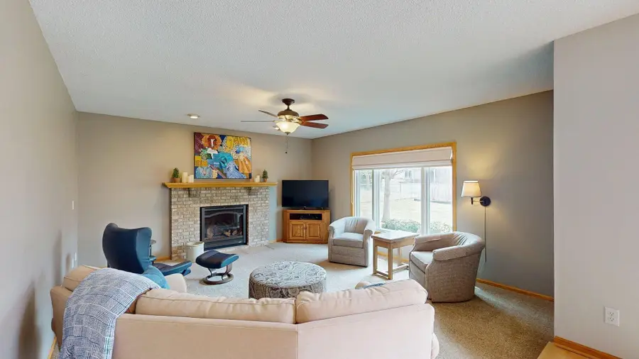 2413 Wilshire Lane Ne, Rochester, MN 55906 - #2