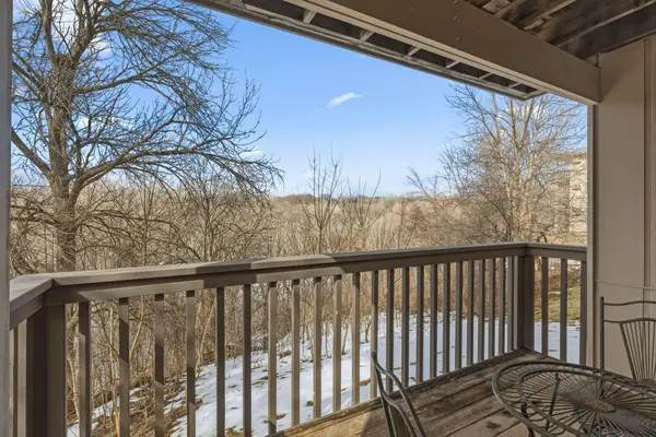 6625 Buckley Circle #202, Inver Grove Heights, MN 55076