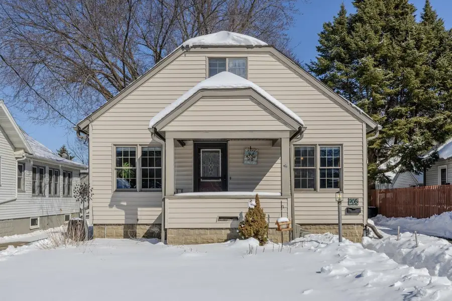 905 1st Street Nw, Rochester, MN 55901 - #3