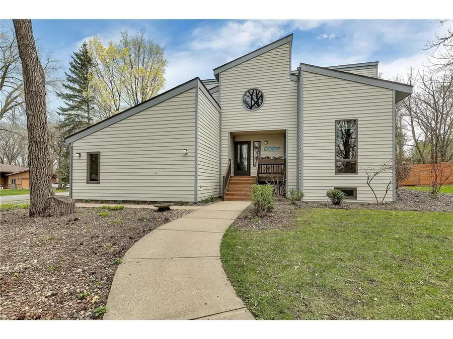 2022 Hillcrest Drive, Saint Cloud, MN 56303 - #2