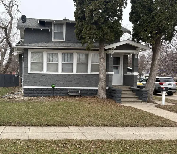 916 5th Street S, Saint James, MN 56081