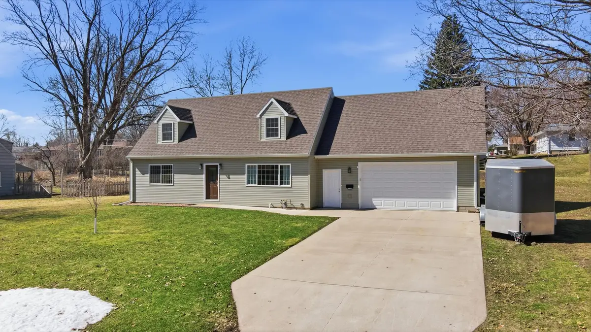 318 Thomas Avenue, Owatonna, MN 55060 - #1