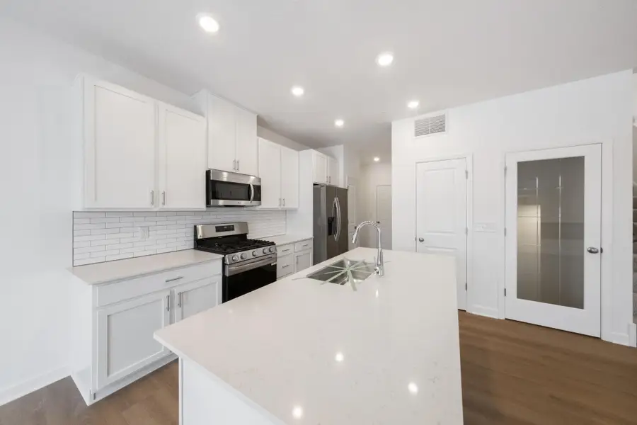 3497 Trails End Circle, Eagan, MN 55123 - #3