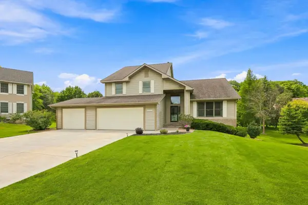 14335 48th Avenue N, Plymouth, MN 55446