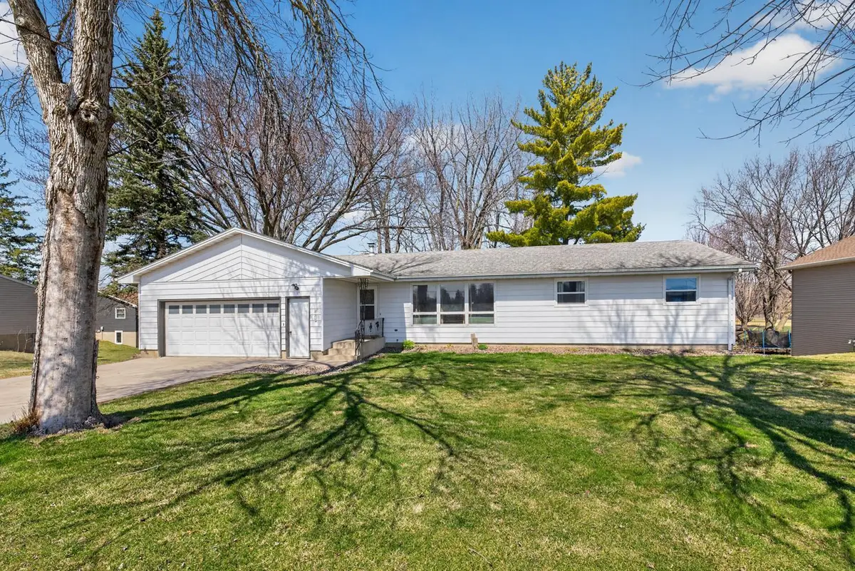 420 5th Street Se, Pine Island, MN 55963 - #1