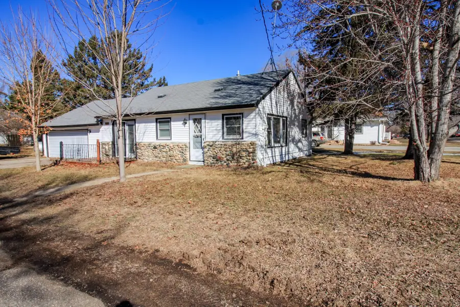 200 Center Avenue W, Deer Creek, MN 56527 - #2