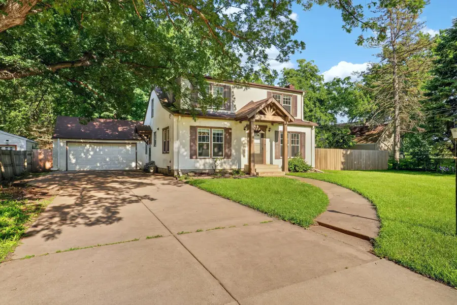 1700 Howard Street N, Maplewood, MN 55109 - #2