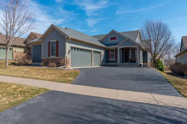 1387 Palisade Path, Woodbury, MN 55129