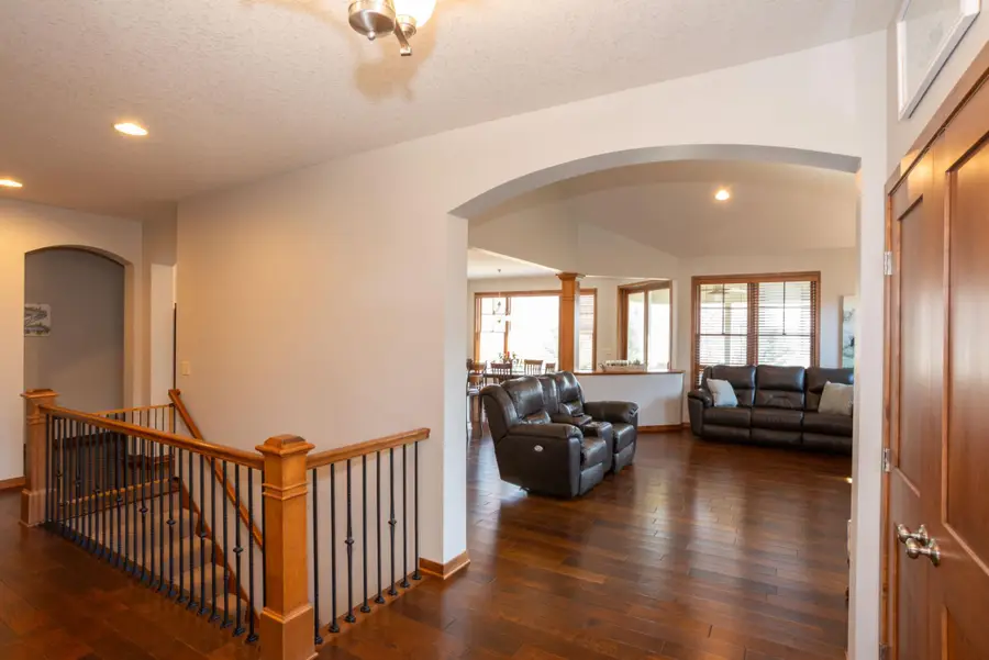 1387 Palisade Path, Woodbury, MN 55129 - #3