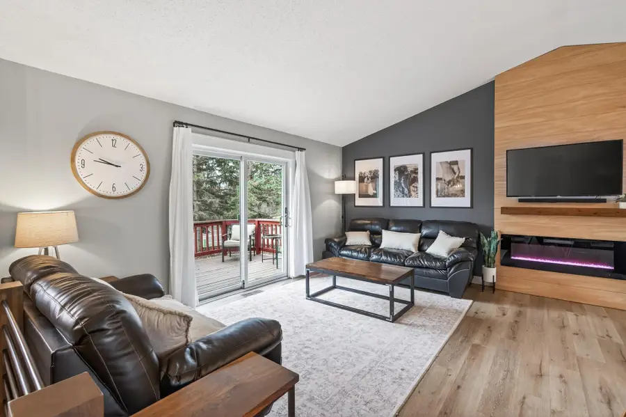 2041 Orchard Lane, White Bear Lake, MN 55110 - #2