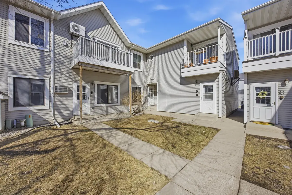 3317 15th Avenue S #B, Fargo, ND 58103 - #1