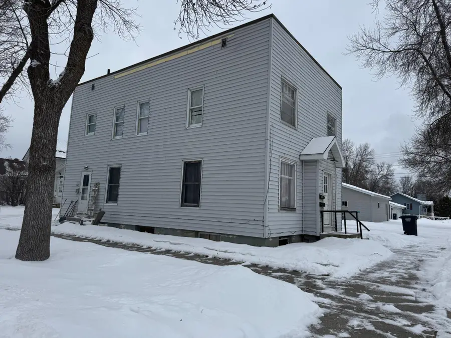 620 5th Avenue, International Falls, MN 56649 - #2