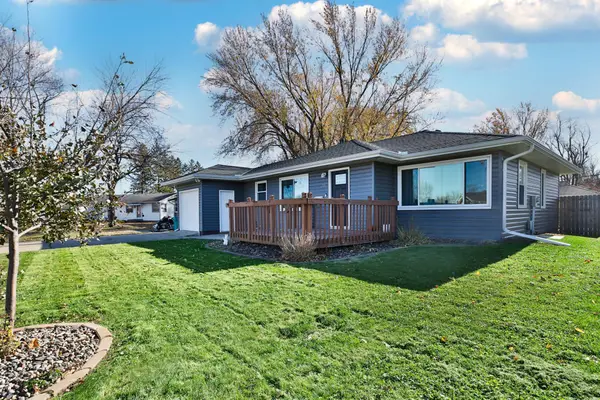 733 E Academy Street, Owatonna, MN 55060