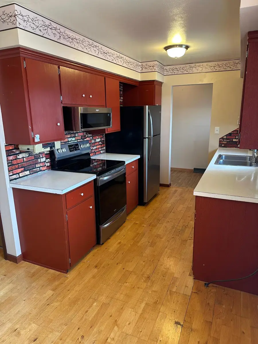 315 Lakeview Street S, Lake Benton, MN 56149 - #2