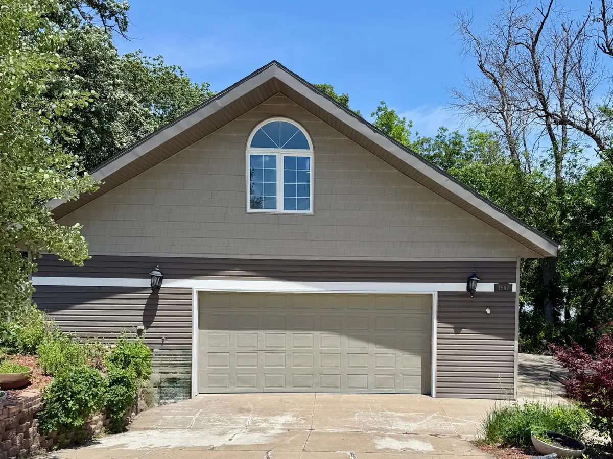 1907 S Shore Drive, Albert Lea, MN 56007 - #1