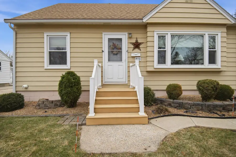 803 18th Street Sw, Austin, MN 55912 - #3