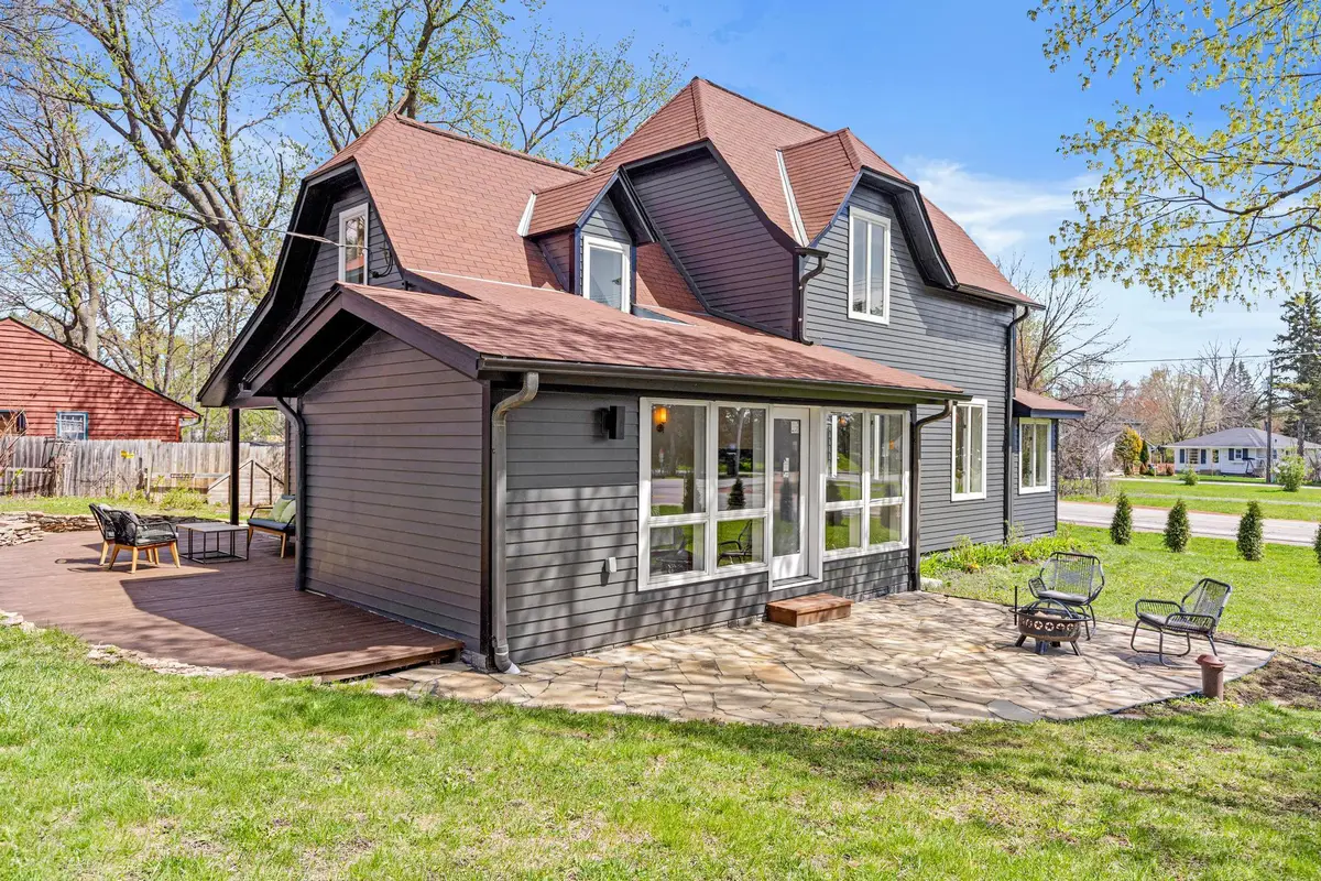 1395 Brown Road S, Wayzata, MN 55391 - #1