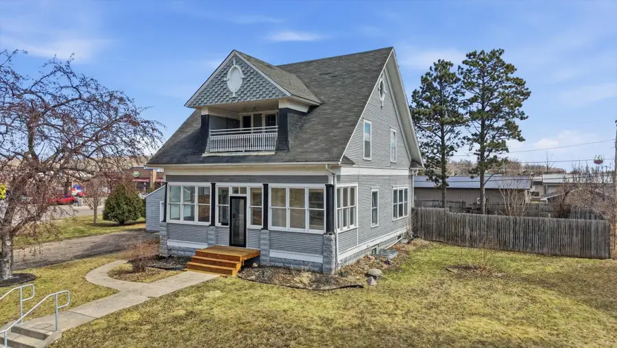 706 Central Avenue, Buffalo, MN 55313 - #2